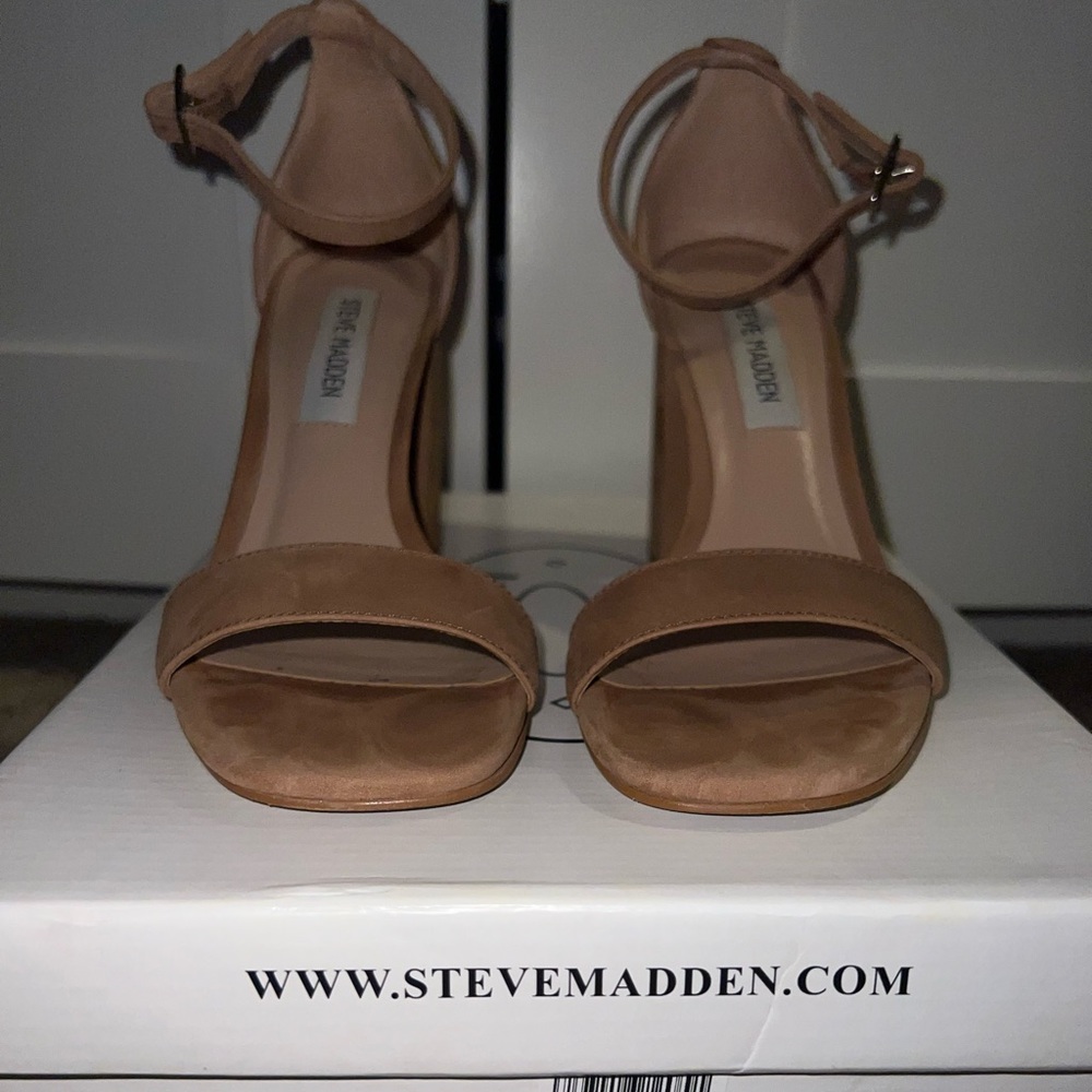 Steve Madden Tan Nubuck Heels, Size 6 in Womens